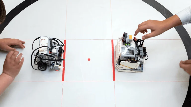 After 100 Hours of 3D Printing, a Student Built a Modular Arm for His Sister