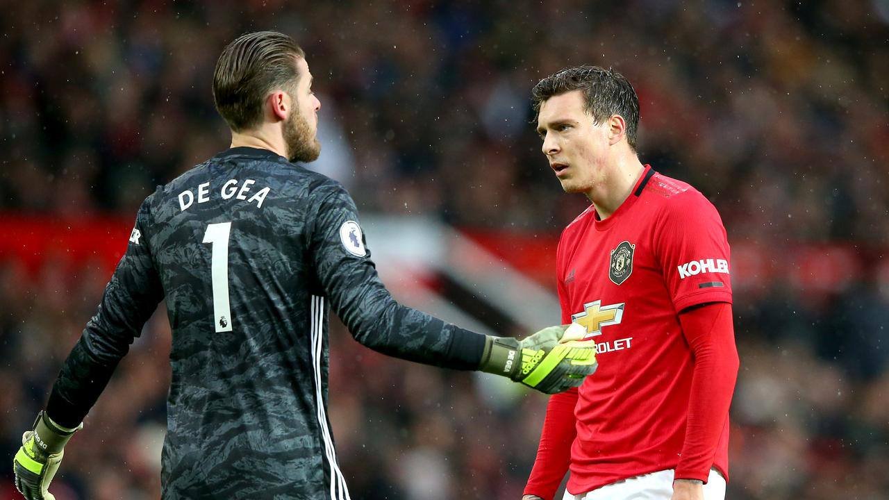 How Premier League Clubs Build Stronger Online Communities